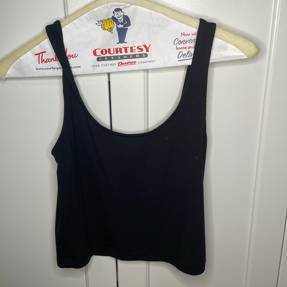 black tanktop